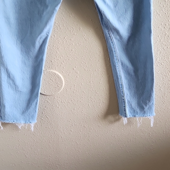 Levi's 501's Blue Premium Line Jeans - Picture 3 of 8